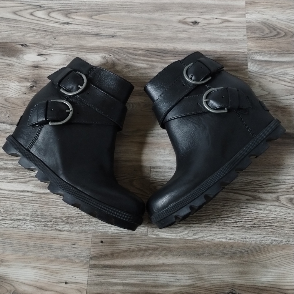 Sorel Joan Of Arctic II Double Buckle Wedge Bootie Women’s Size 5